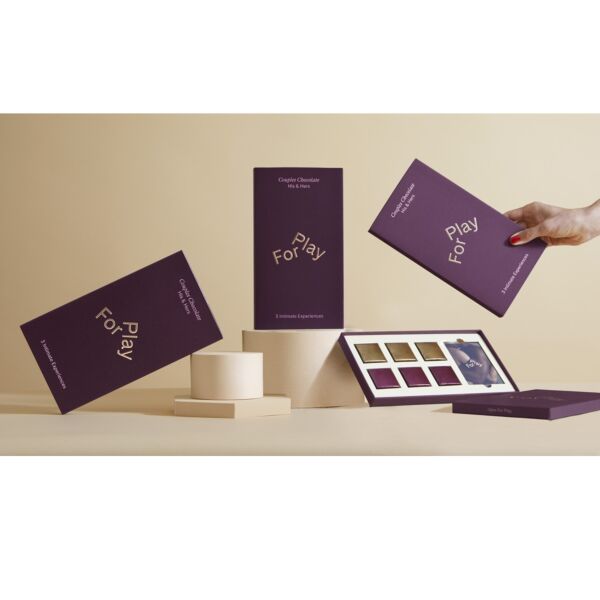 Boîte de chocolats pour couples For Play His and Hers, avec des chocolats pour lui et pour elle et des cartes à jouer